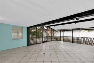 1712 N Club Ct, Tampa, FL 33612 - Photo 31