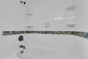 1712 N Club Ct, Tampa, FL 33612 - Photo 27