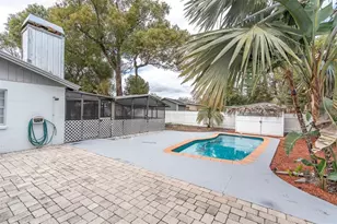 1712 N Club Ct, Tampa, FL 33612 - Photo 35