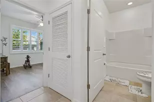 11525 Storywood Dr, Riverview, FL 33578 - Photo 19