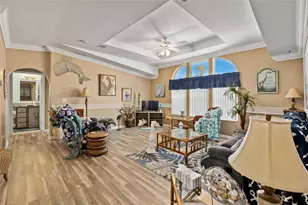 134 Americana Ct NE, Saint Petersburg, FL 33702 - Photo 13