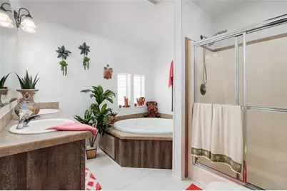 134 Americana Court NE #216, Saint Petersburg, FL 33702 - Photo 17