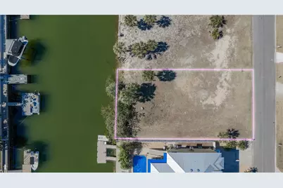 4348 Tahiti Drive, Hernando Beach, FL 34607 - Photo 3