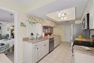 3529 Oak Lake Dr, Palm Harbor, FL 34684 - Photo 11