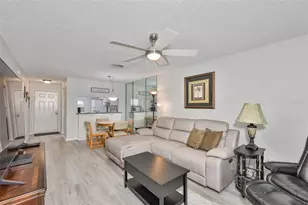 2460 Northside Dr, Clearwater, FL 33761 - Photo 9