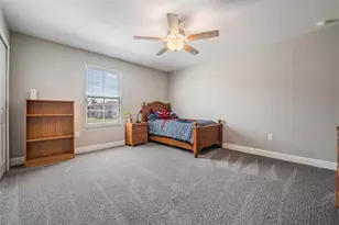 33115 Sycamore Leaf Dr, Wesley Chapel, FL 33545 - Photo 37