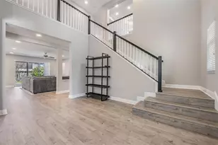 33115 Sycamore Leaf Dr, Wesley Chapel, FL 33545 - Photo 3