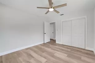 311 Griffin View Dr, Lady Lake, FL 32159 - Photo 15