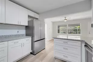 311 Griffin View Dr, Lady Lake, FL 32159 - Photo 9