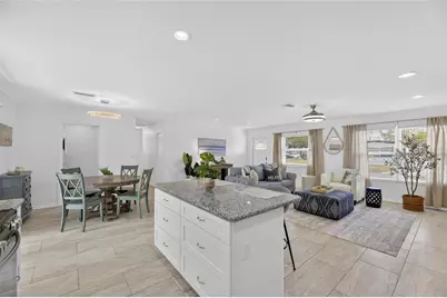 8050 Carolyn Street NE, Saint Petersburg, FL 33702 - Photo 13