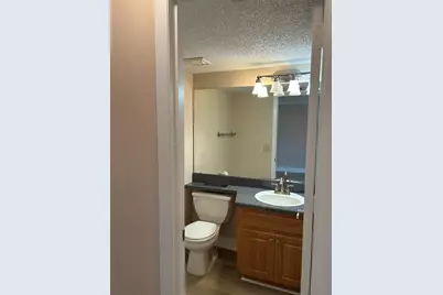 5411 Britwell Court, Tampa, FL 33624 - Photo 9