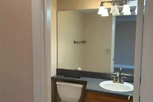 5411 Britwell Ct, Tampa, FL 33624 - Photo 9
