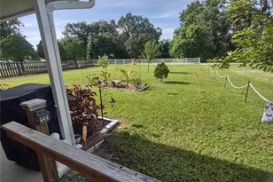 37403 Stanford Ave, Zephyrhills, FL 33541 - Photo 3