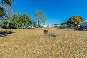 37403 Stanford Ave, Zephyrhills, FL 33541 - Photo 39