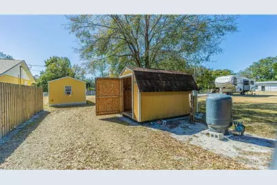 37403 Stanford Avenue, Zephyrhills, FL 33541 - Photo 41