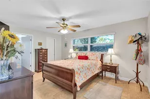 8243 37th Ave N, Saint Petersburg, FL 33710 - Photo 17