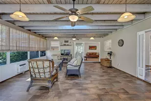 8243 37th Ave N, Saint Petersburg, FL 33710 - Photo 29