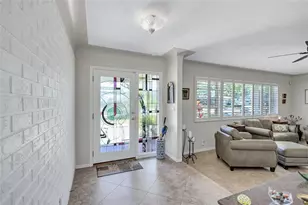 8243 37th Ave N, Saint Petersburg, FL 33710 - Photo 5