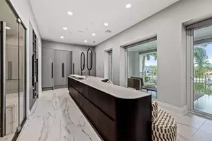 851 Brightwaters Blvd NE, Saint Petersburg, FL 33704 - Photo 35