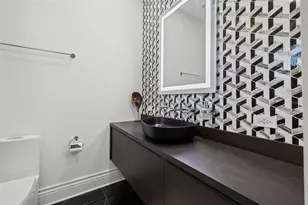 851 Brightwaters Blvd NE, Saint Petersburg, FL 33704 - Photo 43