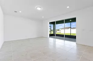 3585 Obsidian Dr, Spring Hill, FL 34609 - Photo 5