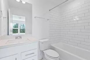 3585 Obsidian Dr, Spring Hill, FL 34609 - Photo 15