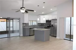 11401 Waveland Way, Tampa, FL 33624 - Photo 3