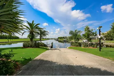 5227 Admiral Pointe Drive, Apollo Beach, FL 33572 - Photo 73