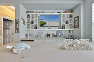 5227 Admiral Pointe Dr, Apollo Beach, FL 33572 - Photo 7