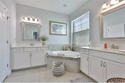 5227 Admiral Pointe Drive, Apollo Beach, FL 33572 - Photo 23