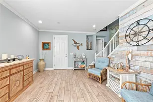 5227 Admiral Pointe Dr, Apollo Beach, FL 33572 - Photo 43
