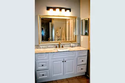 11808 Skylake Place #D, Tampa, FL 33617 - Photo 19
