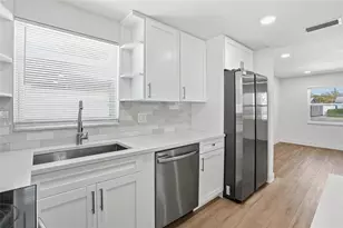 720 43rd Ave N, Saint Petersburg, FL 33703 - Photo 21