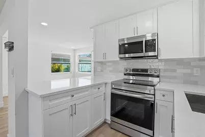 720 43rd Avenue N, Saint Petersburg, FL 33703 - Photo 19