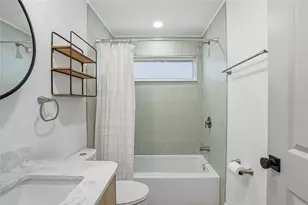 720 43rd Ave N, Saint Petersburg, FL 33703 - Photo 25