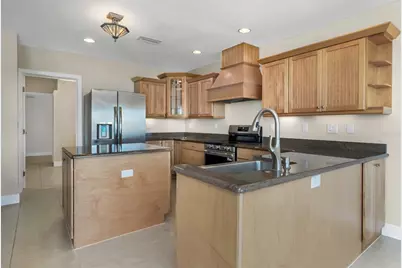 1445 Corey Way S, South Pasadena, FL 33707 - Photo 17