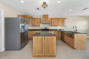 1445 Corey Way S, South Pasadena, FL 33707 - Photo 11