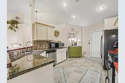 1113 Vinetree Drive, Brandon, FL 33510 - Photo 11