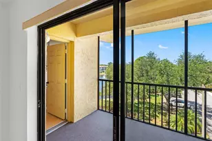 5775 Park St N, Saint Petersburg, FL 33709 - Photo 17