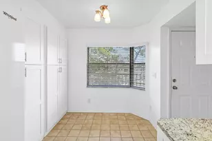 5775 Park St N, Saint Petersburg, FL 33709 - Photo 7