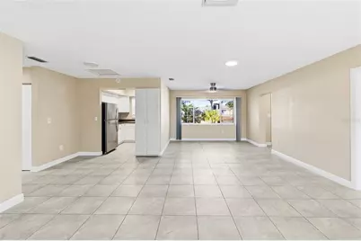 6098 22nd Avenue N, Saint Petersburg, FL 33710 - Photo 5