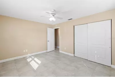 6098 22nd Avenue N, Saint Petersburg, FL 33710 - Photo 15