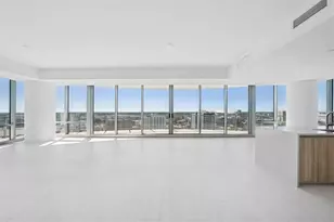 400 Central Ave, Saint Petersburg, FL 33701 - Photo 5