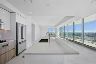 400 Central Ave, Saint Petersburg, FL 33701 - Photo 13