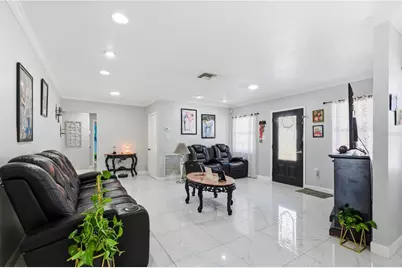 1506 S Oregon Circle, Tampa, FL 33612 - Photo 13