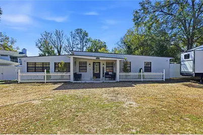 1506 S Oregon Circle, Tampa, FL 33612 - Photo 7