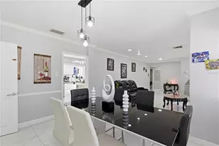 1506 S Oregon Cir, Tampa, FL 33612 - Photo 19