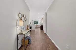 303 Black Rock Ln, Apollo Beach, FL 33572 - Photo 5