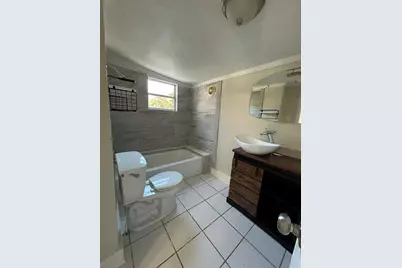 1336 Warrington Way, Tampa, FL 33619 - Photo 19