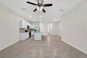 5068 Captain Davis Dr, Wimauma, FL 33598 - Photo 27